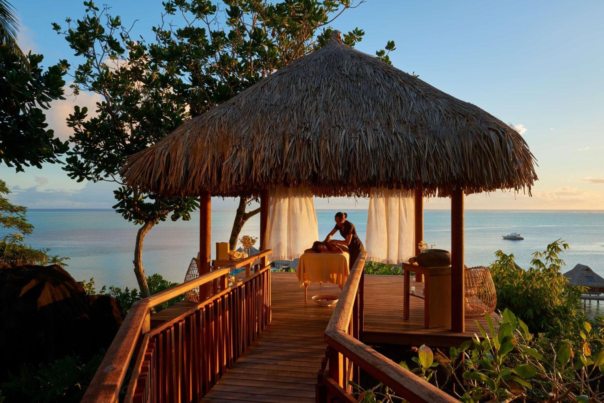 Hotel Conrad Bora Bora Nui Exterior foto